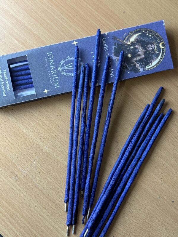 Nyx ritual incense UK max 20cm myrrh sage lavender frankincense copal purple blue mica