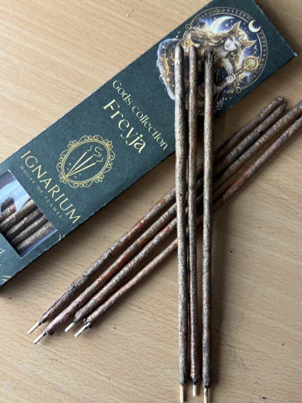 Freyja ritual incense UK mini ylang ylang geranium colophony pink mica