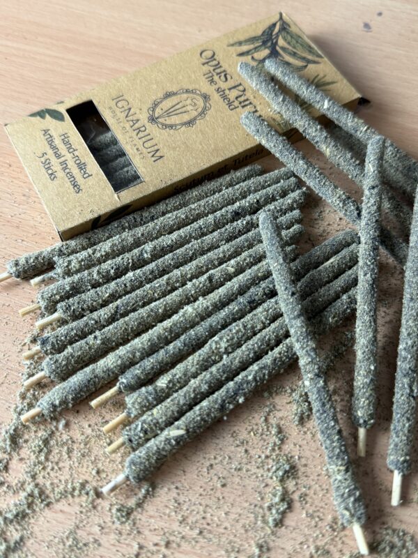 ritual incense UK frankincense sage rosemary natural palo santo stick