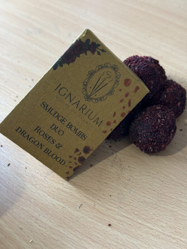 Rose dragon blood smudge bombs close up texture