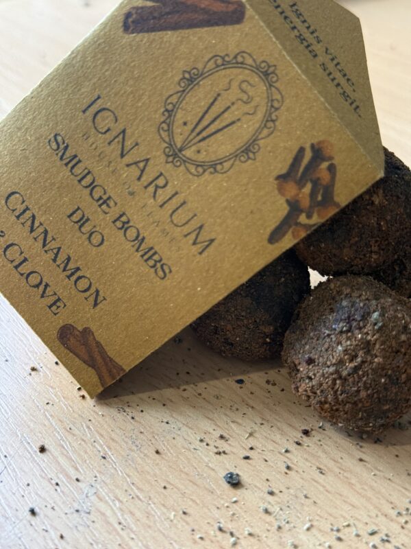Cinnamon clove smudge bombs UK duo handcrafted botanical incense